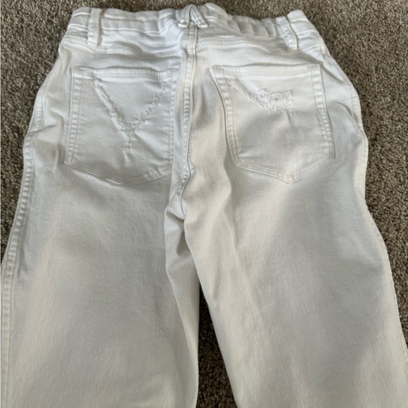 Size 6 Good American white jeans - Picture 3 of 3